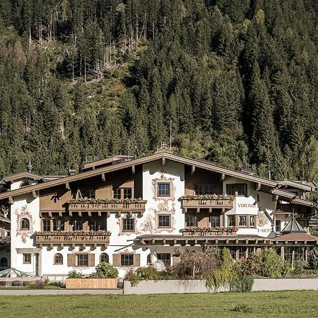 Apparthotel "Landhaus Veronika" Майрхофен Экстерьер фото